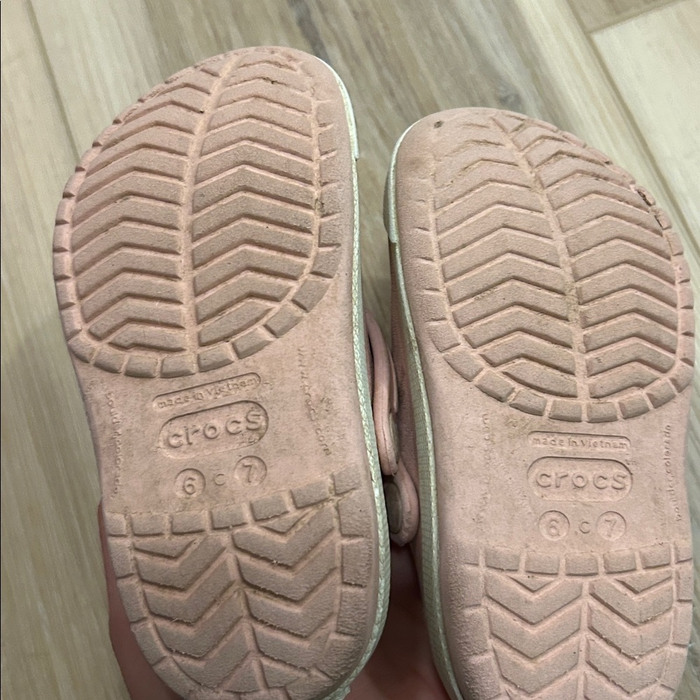 Crocs - Picture 4 of 4